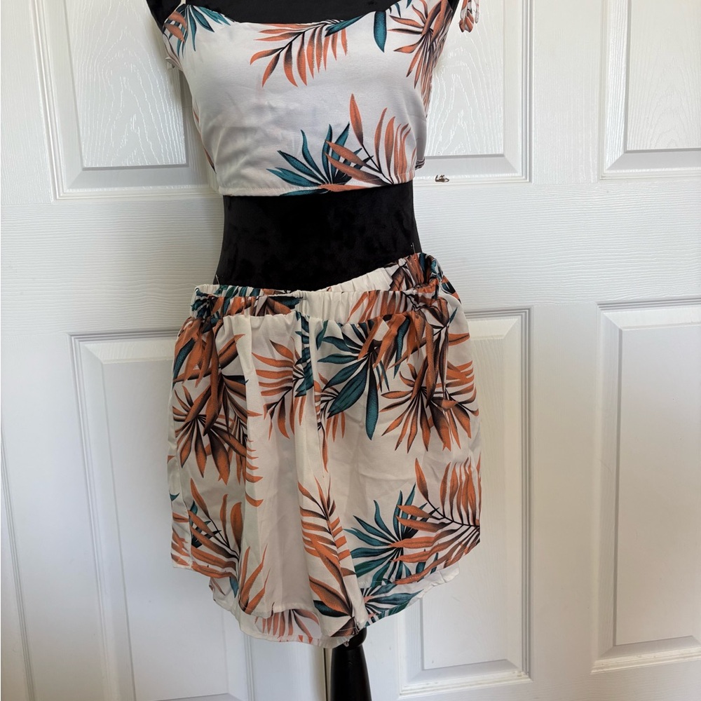 SHEIN Orange Crop Tie Front Tank Top